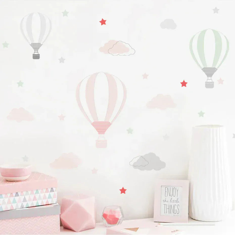 Stickers Muraux Montgolfières et Nuages